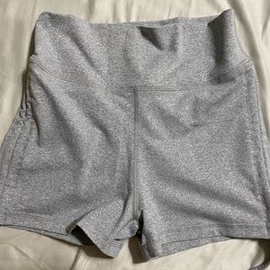 Zyia Women's Grey Brilliant Double Scrunchy Booty Hustle Shorts